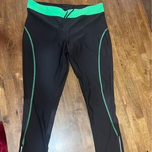 Xersion Black and Green Leggings